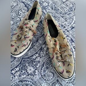 Ladies Sperry Fishing Fly Sneakers in size 9.5